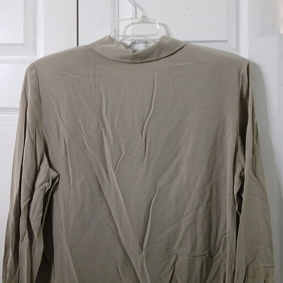 Josephine Chaus Collection vintage  sage 100% silk button down blouse  Sz 16 NWT - Picture 10 of 10